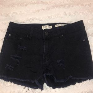 size 9 black jean shorts